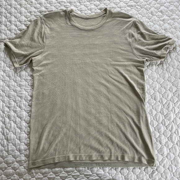 lululemon athletica Other - Lululemon Active Tee Men's Large